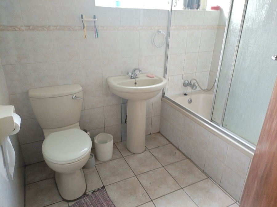 3 Bedroom Property for Sale in Selcourt Gauteng
