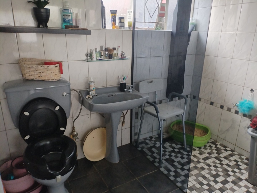 3 Bedroom Property for Sale in Selcourt Gauteng