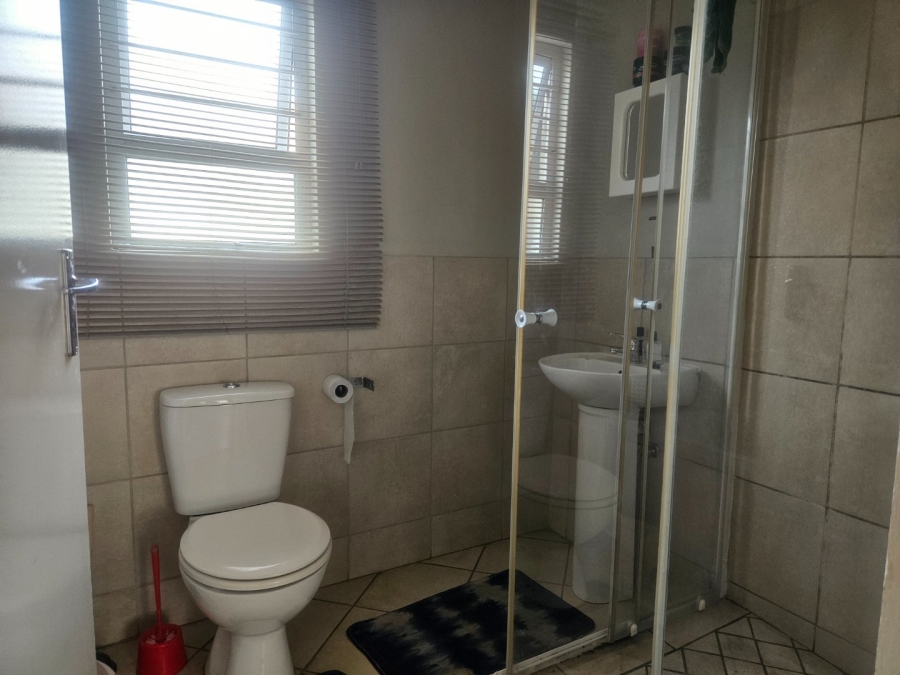 3 Bedroom Property for Sale in Crystal Park Gauteng