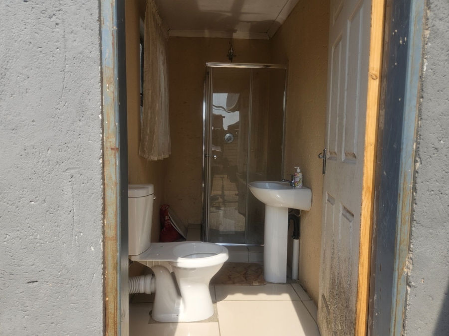 3 Bedroom Property for Sale in Crystal Park Gauteng