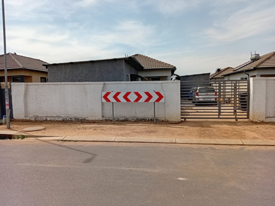 3 Bedroom Property for Sale in Crystal Park Gauteng