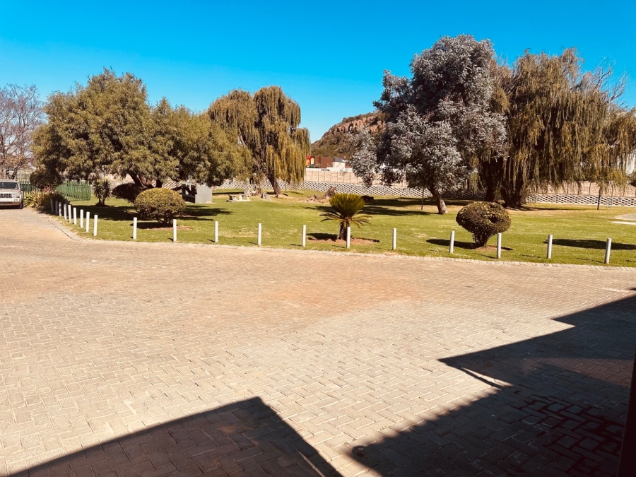 2 Bedroom Property for Sale in Mulbarton Gauteng