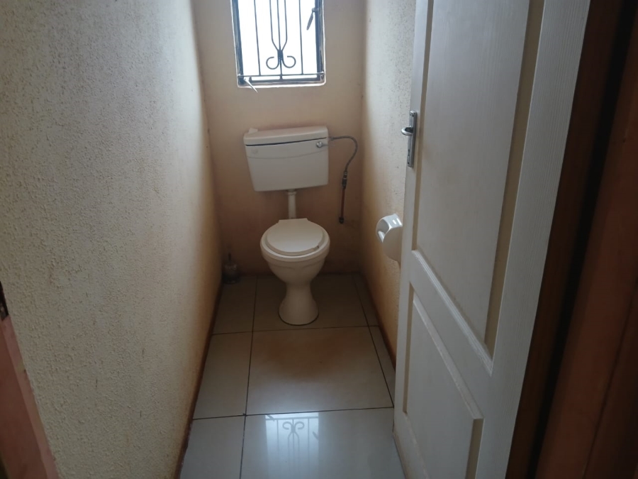  Bedroom Property for Sale in Lawley Gauteng