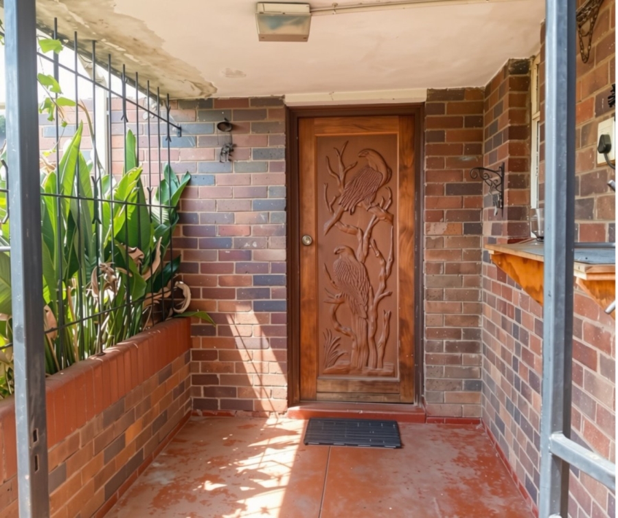 3 Bedroom Property for Sale in South Hills Gauteng