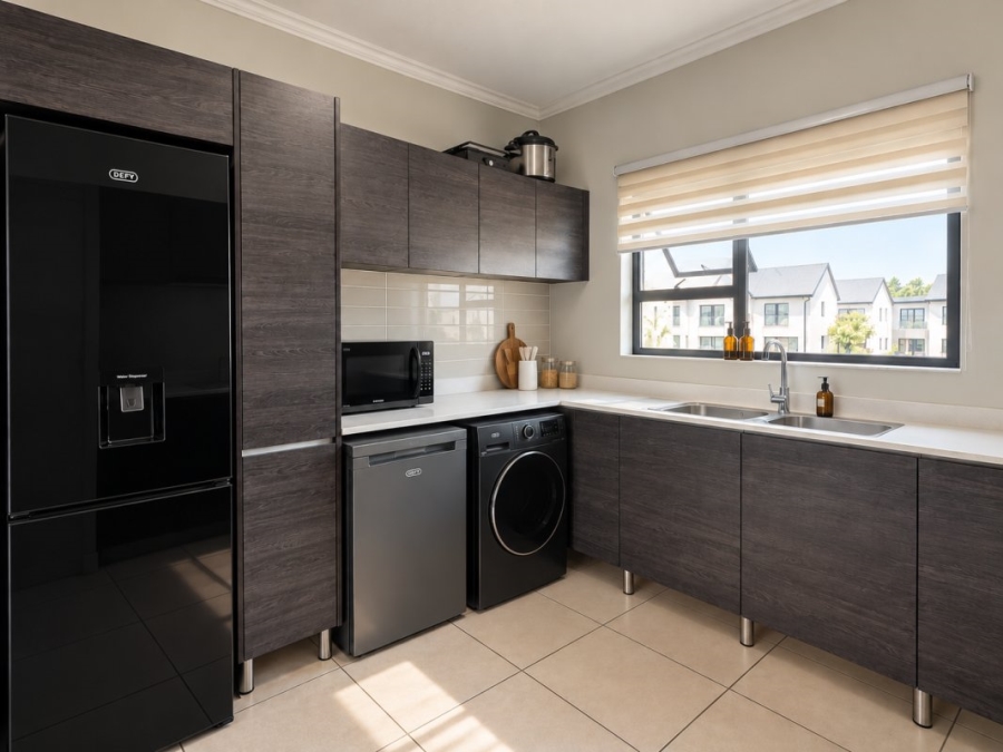 2 Bedroom Property for Sale in Greenstone Crest Gauteng