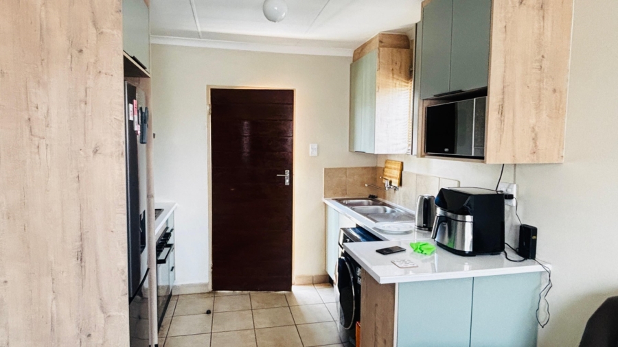 2 Bedroom Property for Sale in Sky City Gauteng