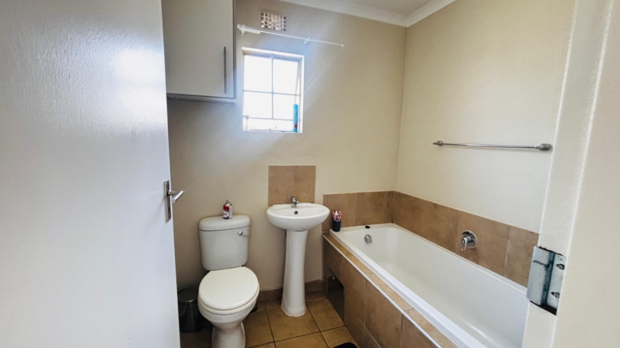 2 Bedroom Property for Sale in Sky City Gauteng