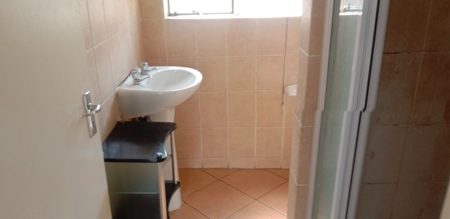  Bedroom Property for Sale in Elspark Gauteng