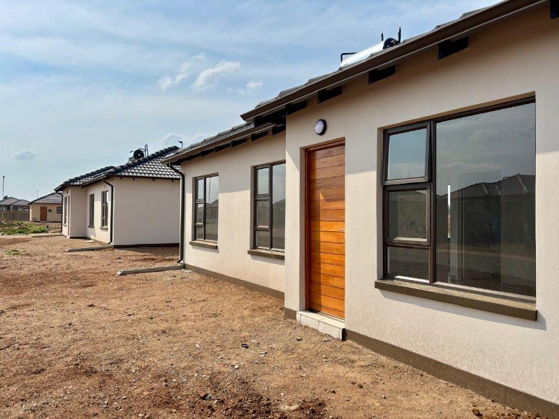 3 Bedroom Property for Sale in Windmill Park Gauteng