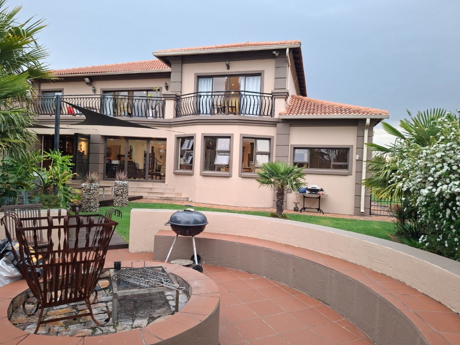 4 Bedroom Property for Sale in Bredell Gauteng
