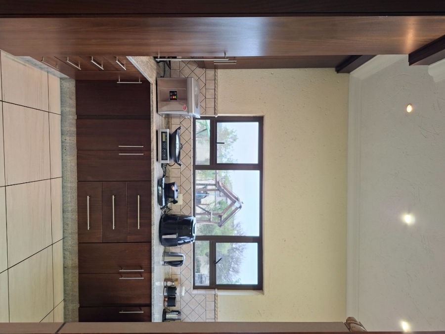 4 Bedroom Property for Sale in Bredell Gauteng
