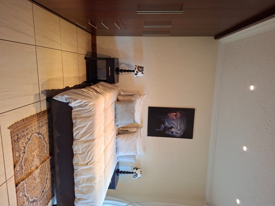 4 Bedroom Property for Sale in Bredell Gauteng