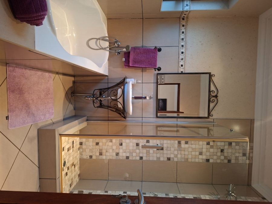 4 Bedroom Property for Sale in Bredell Gauteng