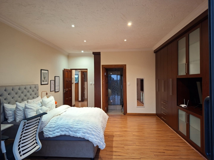 4 Bedroom Property for Sale in Bredell Gauteng
