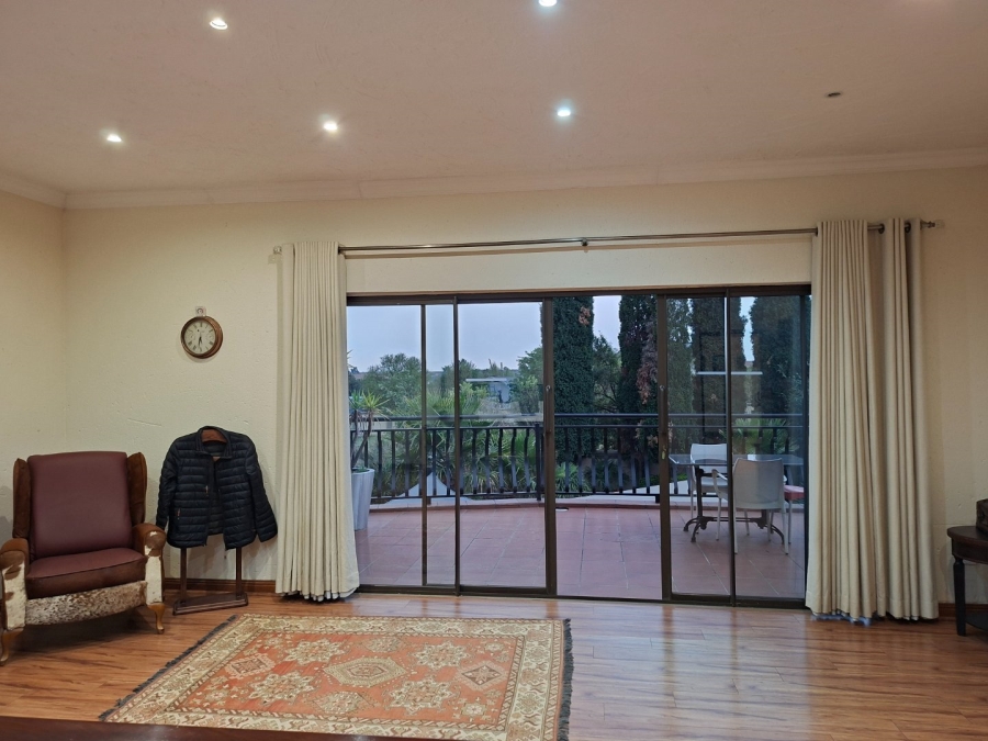 4 Bedroom Property for Sale in Bredell Gauteng