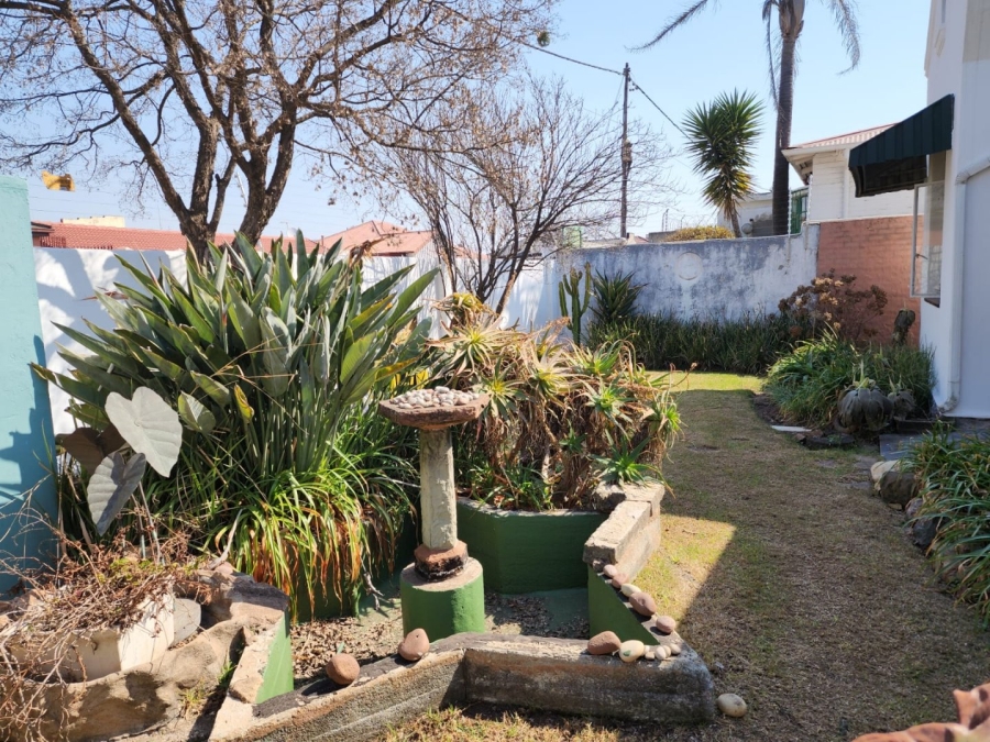  Bedroom Property for Sale in Brixton Gauteng