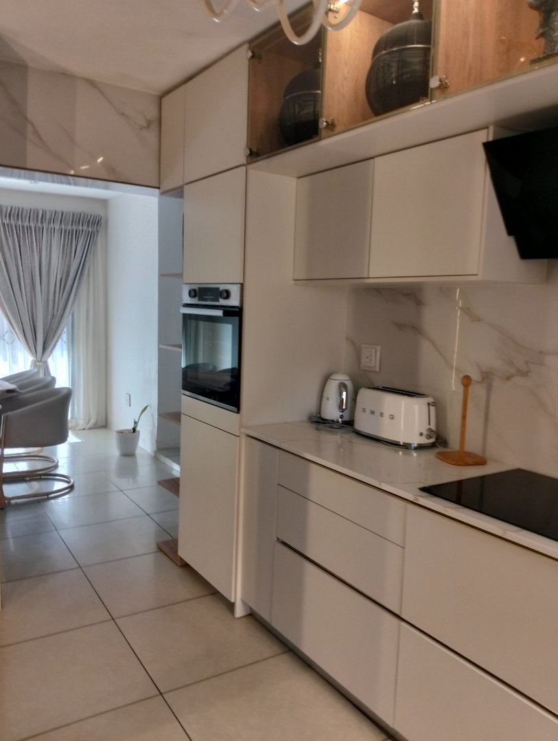 5 Bedroom Property for Sale in Lotus Gardens Gauteng
