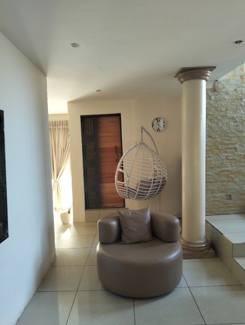 5 Bedroom Property for Sale in Lotus Gardens Gauteng