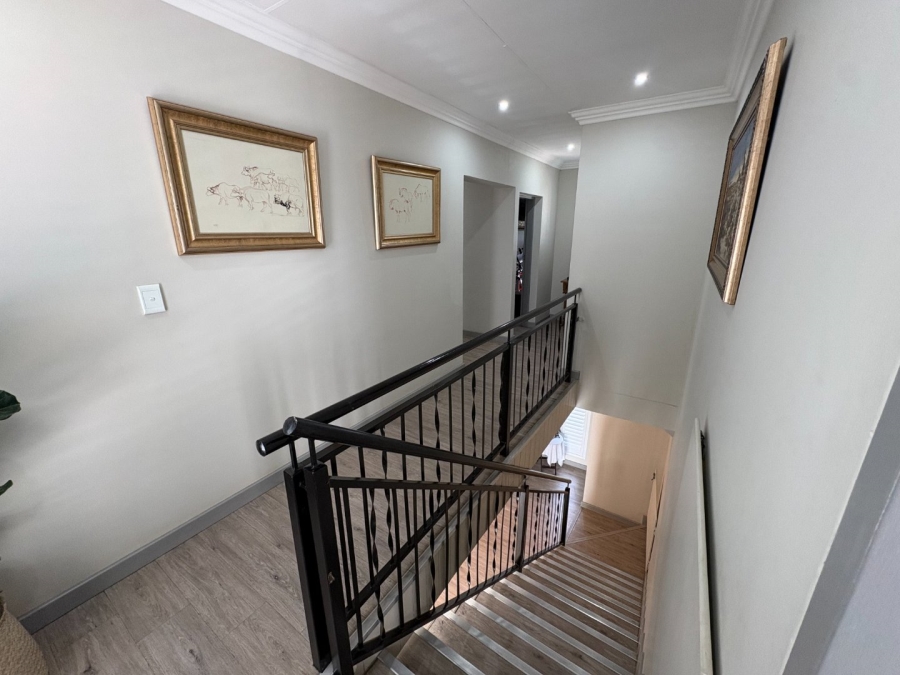 7 Bedroom Property for Sale in Cullinan Gauteng