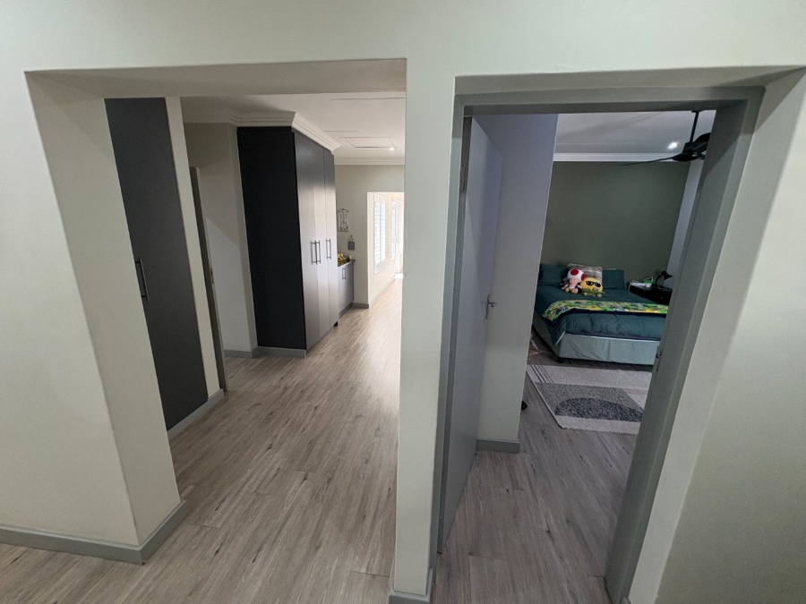 7 Bedroom Property for Sale in Cullinan Gauteng