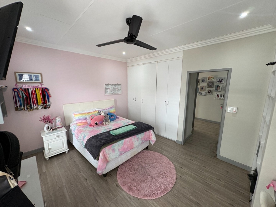 7 Bedroom Property for Sale in Cullinan Gauteng