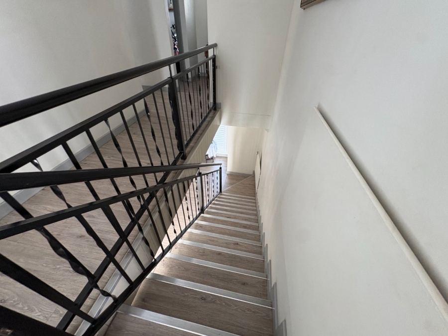 7 Bedroom Property for Sale in Cullinan Gauteng