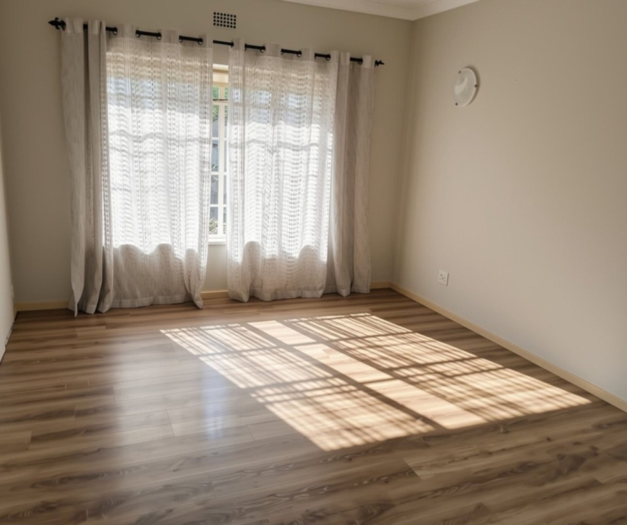 To Let 3 Bedroom Property for Rent in Mondeor Gauteng