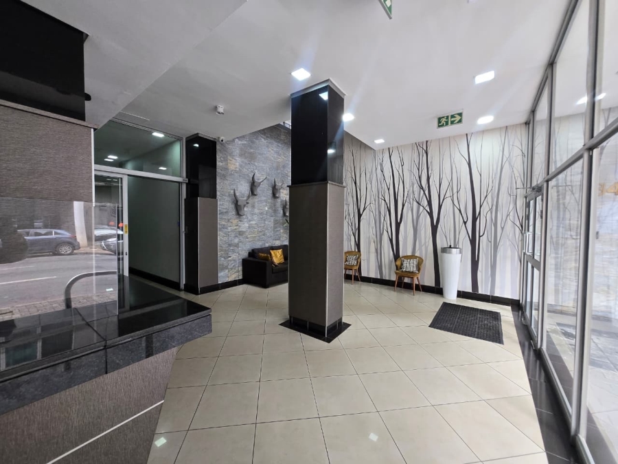 1 Bedroom Property for Sale in Marshalltown Gauteng