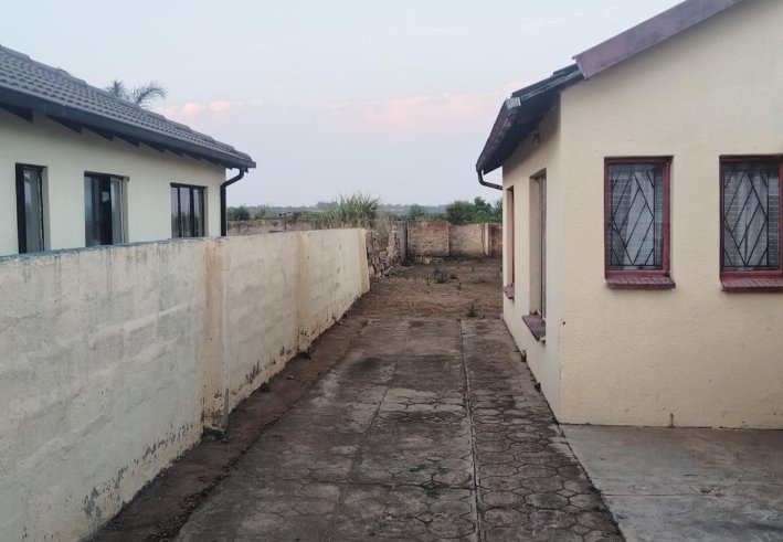 2 Bedroom Property for Sale in Soshanguve B Gauteng