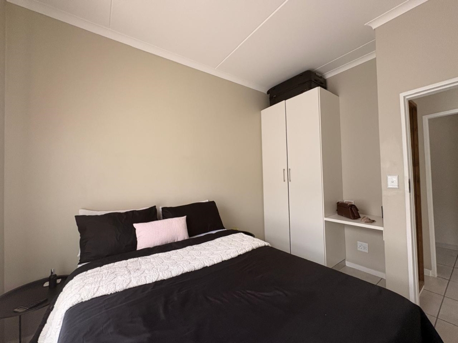  Bedroom Property for Sale in Grand Central Gauteng