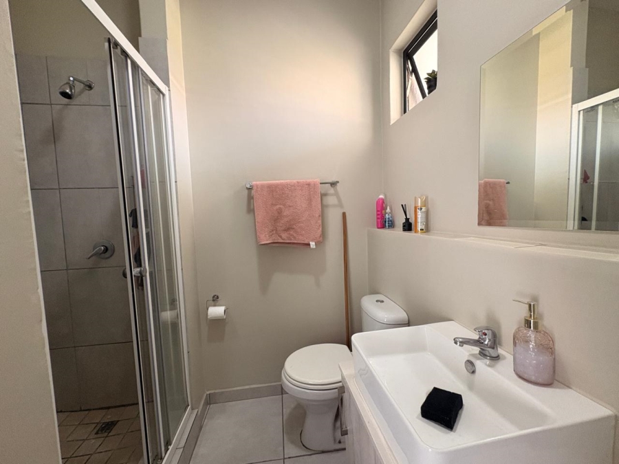  Bedroom Property for Sale in Grand Central Gauteng
