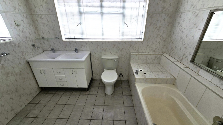 To Let 3 Bedroom Property for Rent in Villieria Gauteng