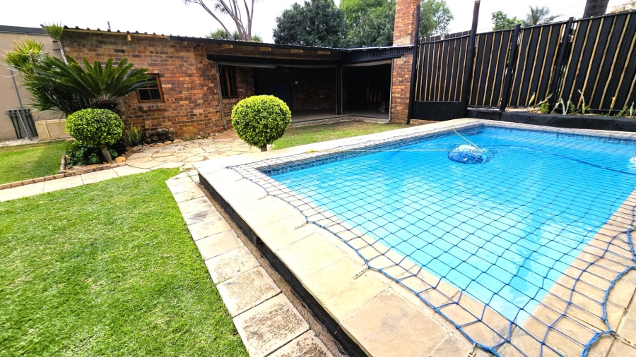 To Let 3 Bedroom Property for Rent in Villieria Gauteng