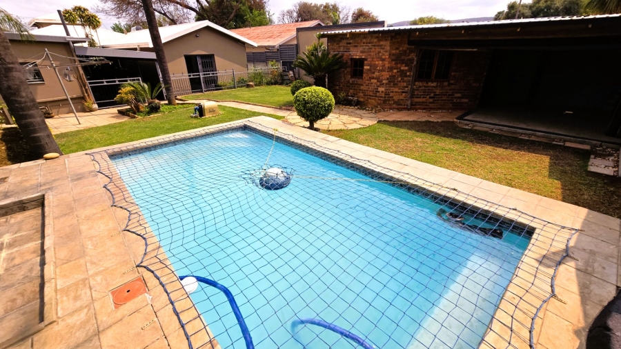 To Let 3 Bedroom Property for Rent in Villieria Gauteng