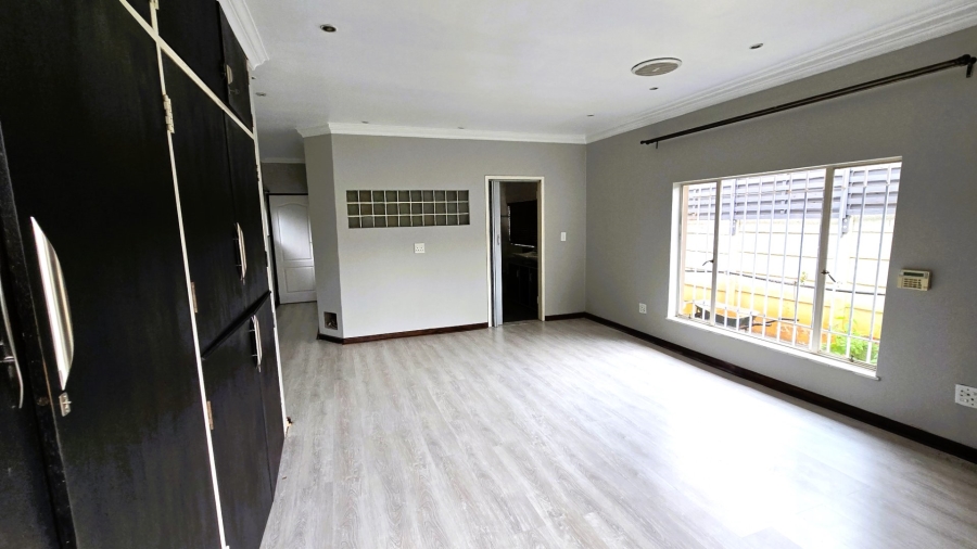 To Let 3 Bedroom Property for Rent in Villieria Gauteng