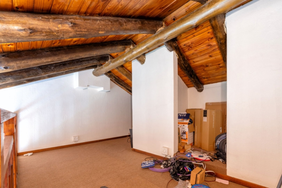 1 Bedroom Property for Sale in Paulshof Gauteng