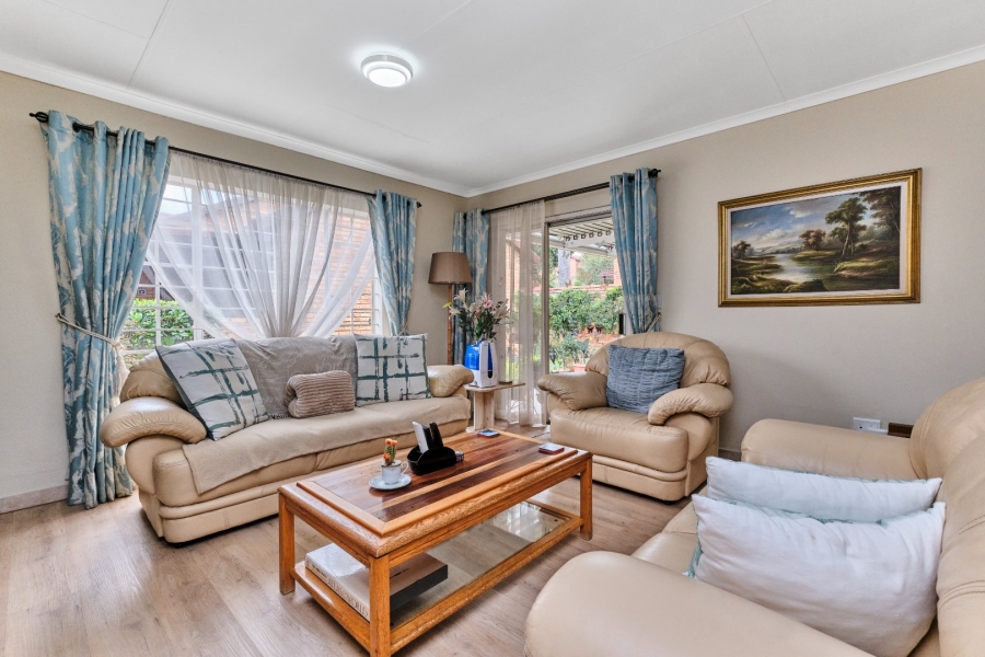 2 Bedroom Property for Sale in Weltevreden Park Gauteng