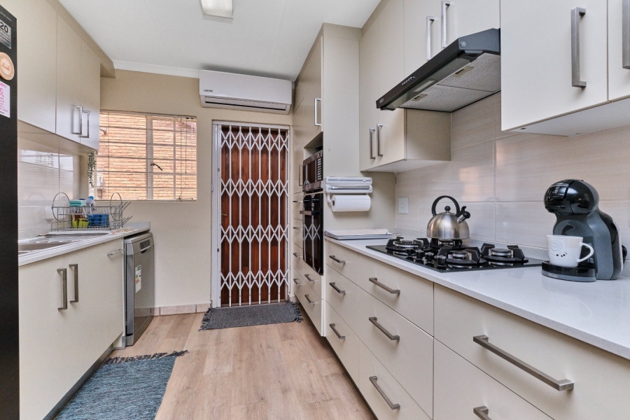 2 Bedroom Property for Sale in Weltevreden Park Gauteng