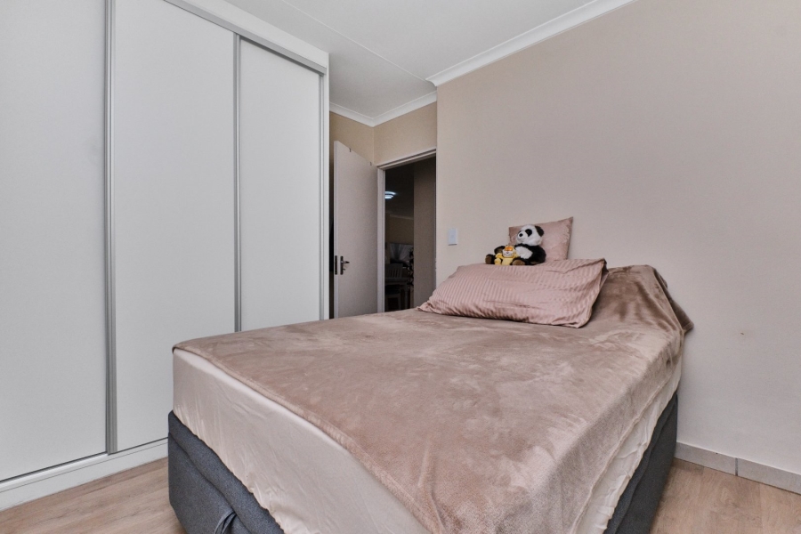2 Bedroom Property for Sale in Weltevreden Park Gauteng