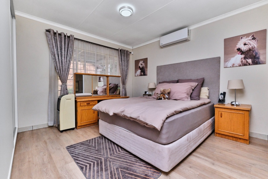 2 Bedroom Property for Sale in Weltevreden Park Gauteng