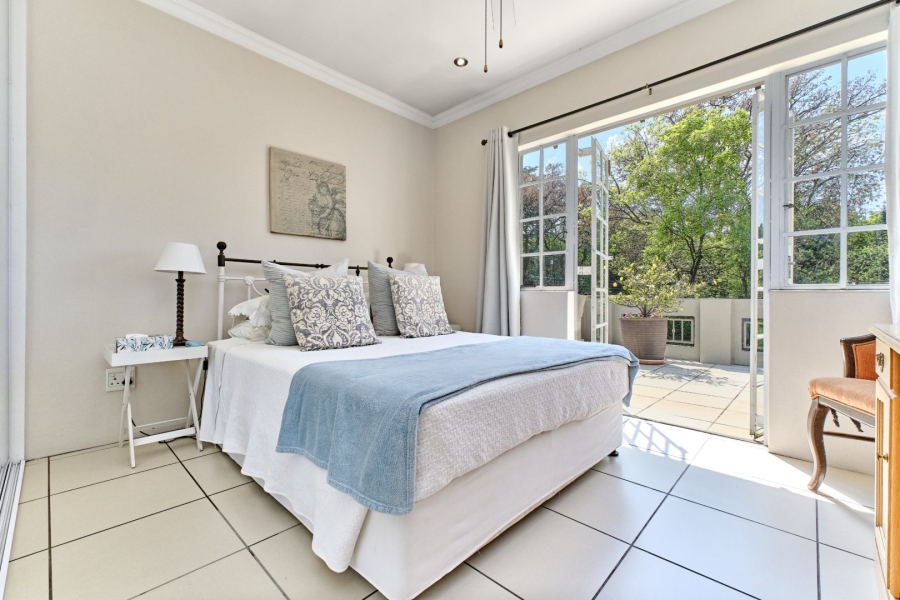 6 Bedroom Property for Sale in Blairgowrie Gauteng