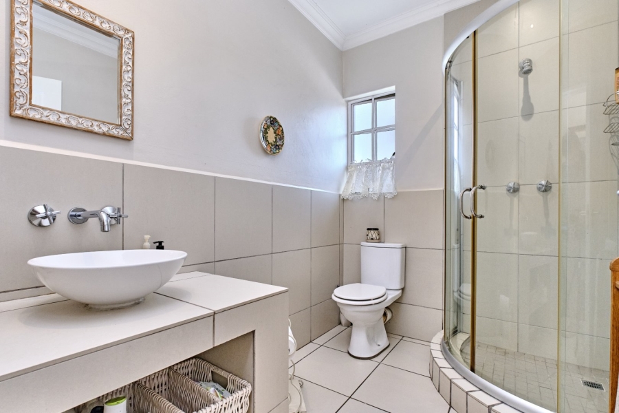 6 Bedroom Property for Sale in Blairgowrie Gauteng