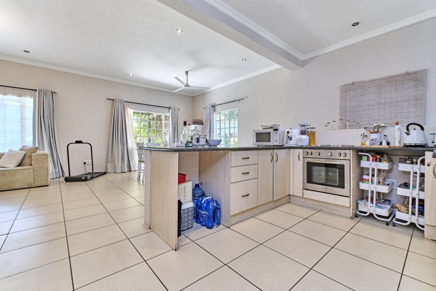 6 Bedroom Property for Sale in Blairgowrie Gauteng
