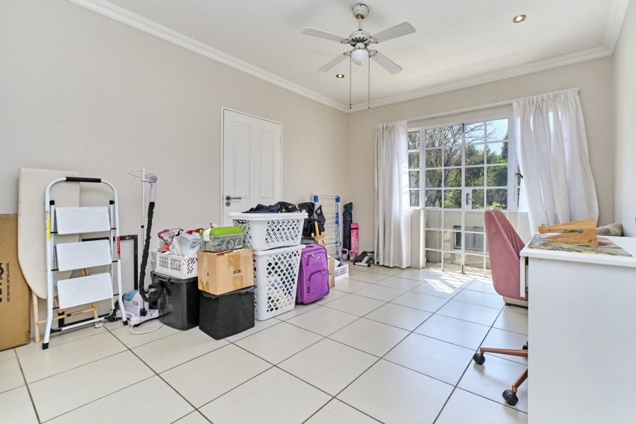 6 Bedroom Property for Sale in Blairgowrie Gauteng