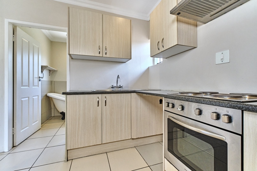 6 Bedroom Property for Sale in Blairgowrie Gauteng