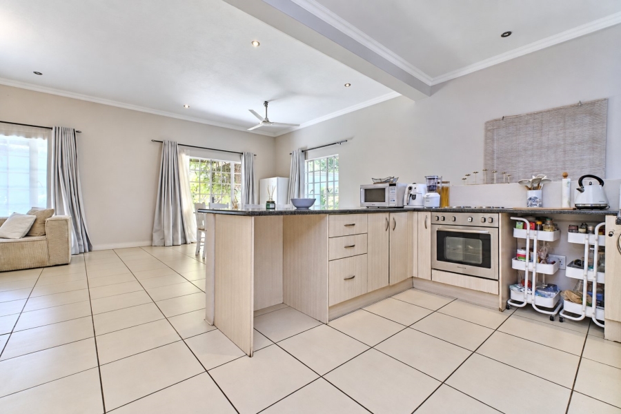 6 Bedroom Property for Sale in Blairgowrie Gauteng
