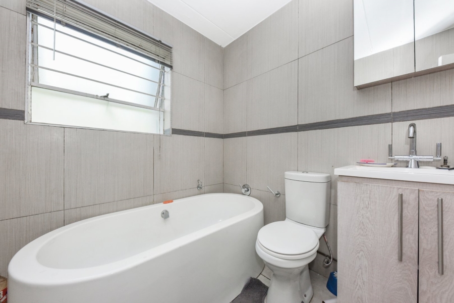3 Bedroom Property for Sale in Edenburg Gauteng
