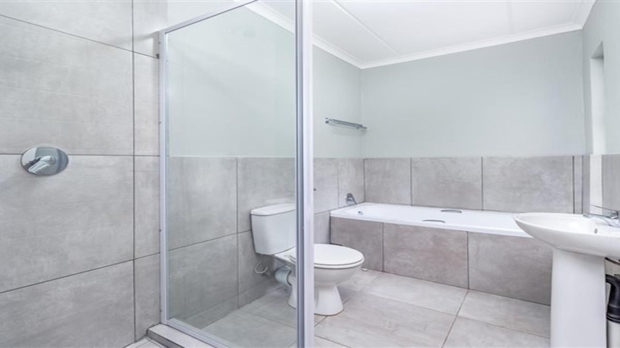 2 Bedroom Property for Sale in Jansenpark Gauteng