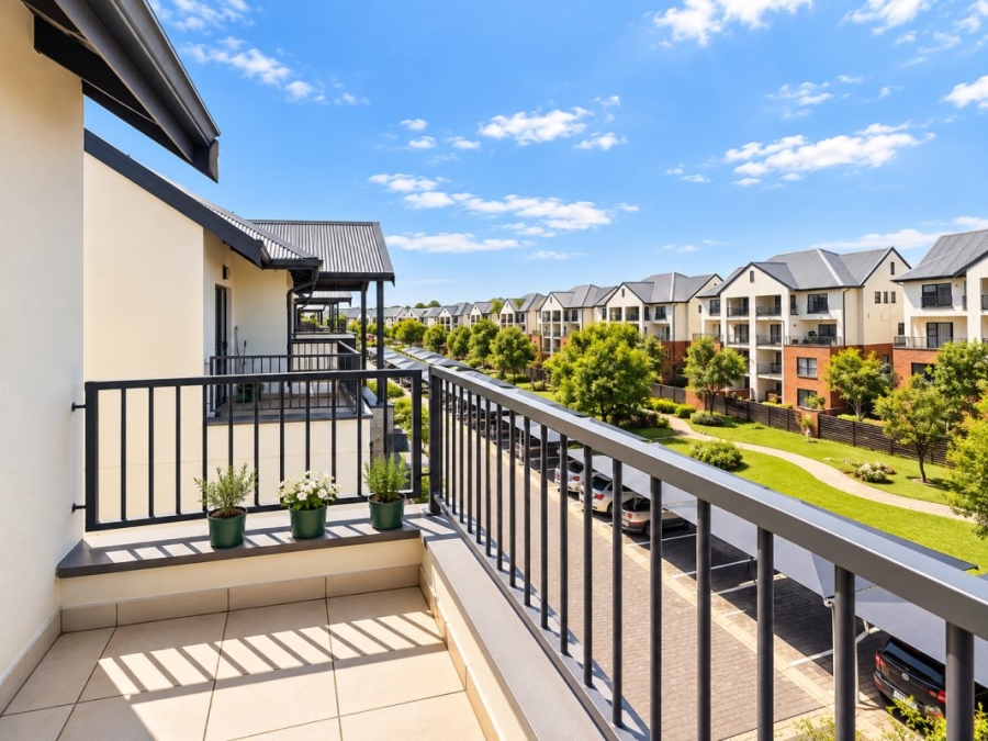 2 Bedroom Property for Sale in Greenstone Crest Gauteng
