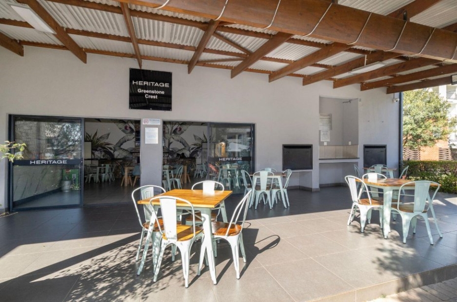 2 Bedroom Property for Sale in Greenstone Crest Gauteng